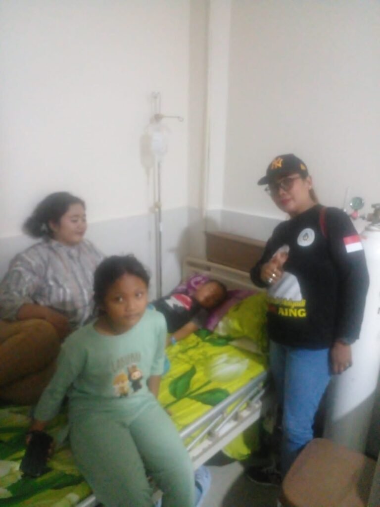 Tirta Raja Anak Balita Warga Desa Parungmulya Dapat Bantuan Dari Relawan KDMM