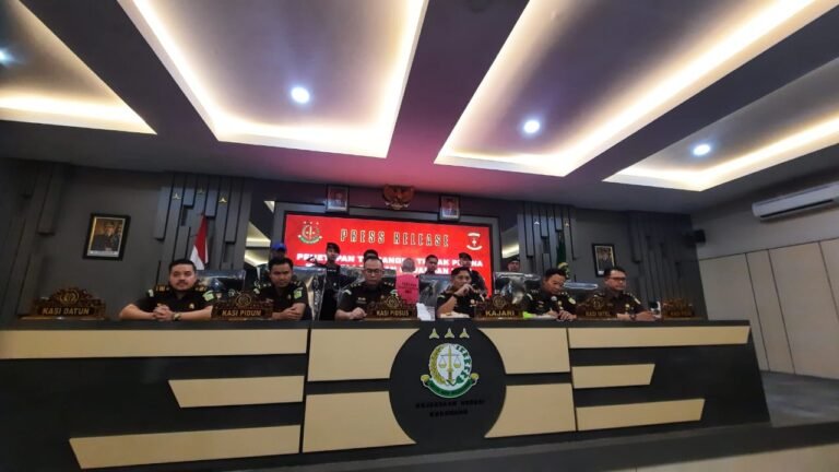 Kejaksaan Dalami Jejak Dana Haram, Korupsi Besar di Karawang Tak Bisa Ditutupi Lagi