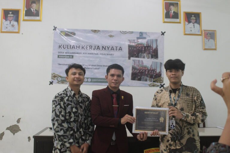 Merangkai Kata, Membentuk Jiwa: Penyuluhan Pola Asuh Warnai Desa Mekarbuana