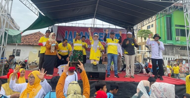 Danramil 0511/Pusakanagara Hadiri Jalan Santai HUT ke 80 RI di Pusakajaya