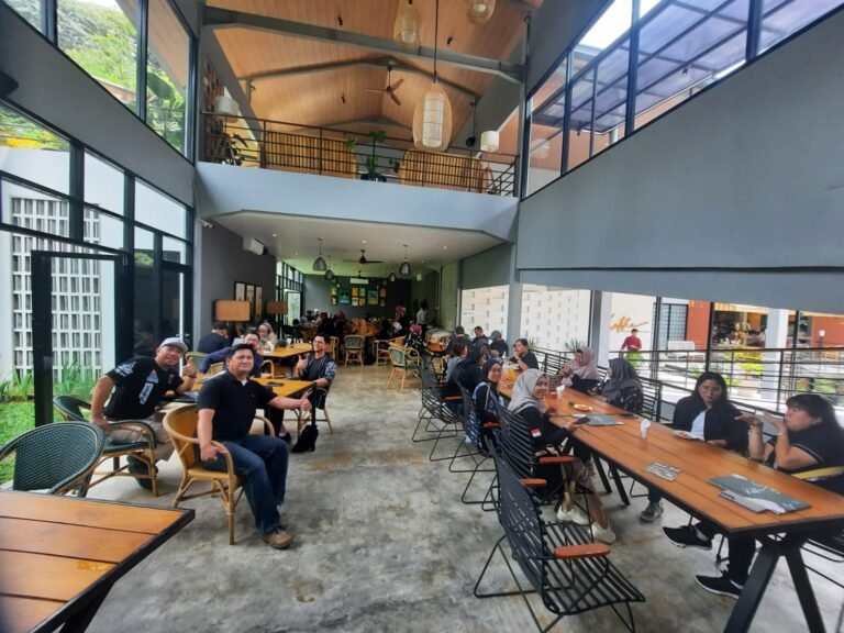 Keceriaan Peserta Gathering ASPHRI 2025 Terlihat Saat Rehat dan Bersantap di Ketika Rasa & Suasana