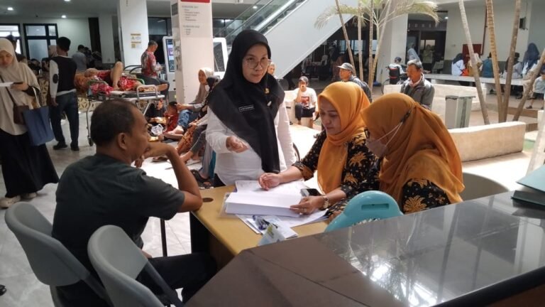 RSUD Karawang Berinovasi, SMART PRB Integrasikan Monitoring Pasien Rujuk Balik  dengan SIMRS